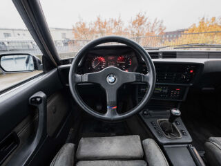 BMW M6 M635 CSi 3.5 210kW