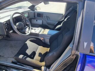 Pontiac Fiero SE V6 2.8