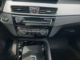 BMW X1 M-Pakett xDrive herman-kardon 2.0 140kW