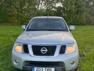 Nissan Navara 2.5 140kW