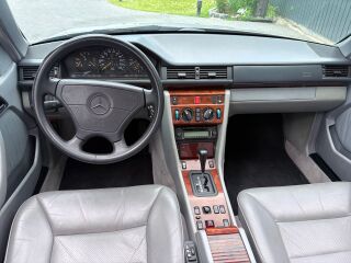 Mercedes-Benz E 220 2.2 110kW