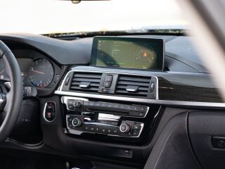 BMW 320 Luxury Line 2.0 120кВ