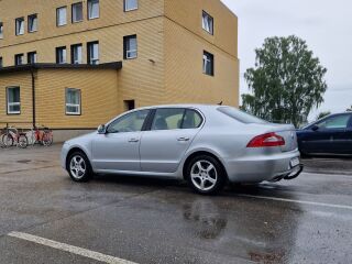 Skoda Superb 1.8 118kW
