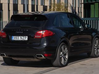 Porsche Cayenne 4.8 V8 294kW