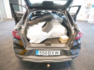 Renault Arkana TECHNO E-TECH 1.6 93кВ