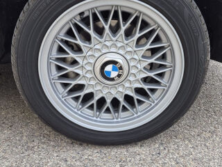 BMW 324 2.4 R6 M21 TD 85kW
