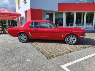 Ford Mustang 5.0 V8 170kW