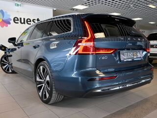 Volvo V60 AWD INSCRIPTION EXPRESSION INTELLI SAFE MY23 2.0 T6 Plug-in 251кВ