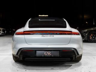 Porsche Taycan GTS 440кВ