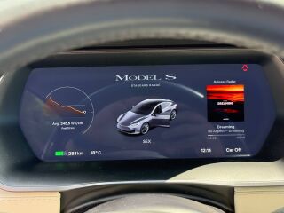 Tesla Model S Dual Motor AWD 386кВ 177кВ