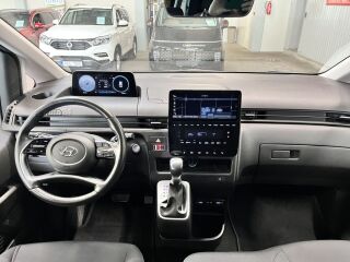 Hyundai Staria PREMIUM 2.2 130kW