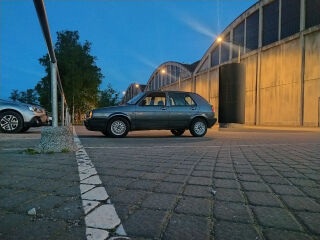 Volkswagen Golf 1.6 51kW