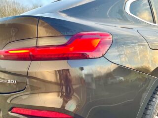 BMW X4 xDrive30i 2.0 185kW