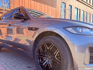 Jaguar F-Pace R-Sport Black Pack 3.0 V6 221kW