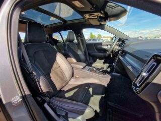 Volvo XC40 R-DESIGN AWD 4x4 HARMAN/KARDON 2.0 R4 110kW