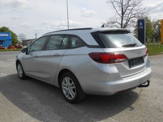 Opel Astra Sports Tourer 1.6 81kW