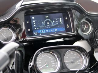 Harley-Davidson Road Glide V-Twin Milwaukee-Eight