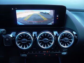 Mercedes-Benz EQA 250+ 140kW