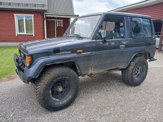 Toyota Land Cruiser 2.4 66kW