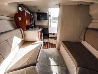 Regal 2565 2010a 5.0 V8 Volvo Penta 5.0 GXi