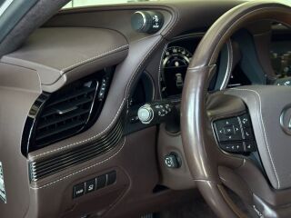 Lexus LS 500h AWD Luxury 3.5 220kW