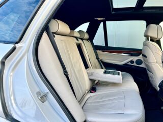 BMW X5 xDrive 40d Individual M-Pakett 3.0 R6 230kW