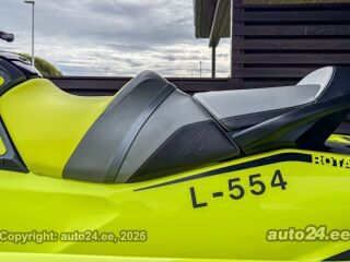 Sea-Doo RXT-X 300 RS 80 tundi 1.6 ROTAX 220kW