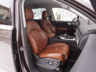 Audi Q7 S-line Quattro 3.0 200кВ