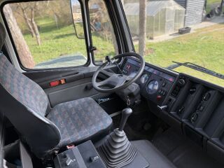 Mercedes-Benz 1824 11.0 180kW