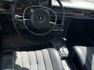 Mercedes-Benz 280 2.8 136kW