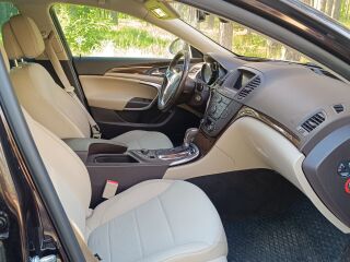 Opel Insignia Sports Tourer Turbo SW 4x4 2.0 184kW