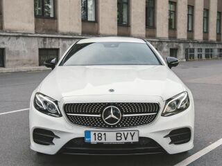 Mercedes-Benz E 220 COUPE 4 MATIC 9G AMG NIGHT PACKAGE 2.0 143кВ
