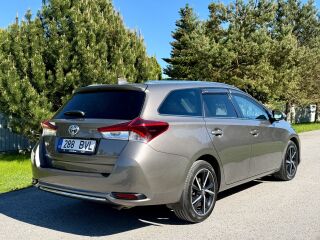 Toyota Auris Touring Sports Active Style Facelift 1.6 D-4D 82кВ
