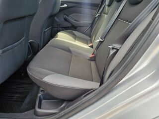Ford Focus 1.6 77кВ