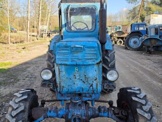 TRAKTOR T-40AM