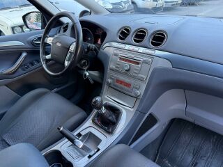 Ford S-MAX 2.0 103kW