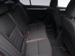 Skoda Octavia Ambition FL PLUS 1.4 110кВ