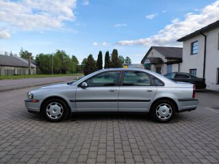 Volvo S80 2.5 R5 103kW