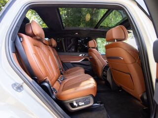 BMW X7 M-sportpakett Shadowline 3.0 259kW