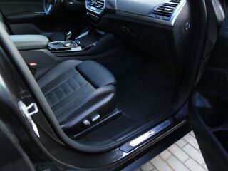 BMW X4 xDrive 30i MHEV M sportpakett 2.0 180kW