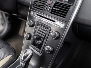 Volvo XC60 R-Design Finish Facelift 2.0 120kW
