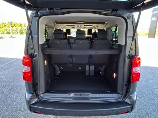 Opel Zafira Life VIP BlueHDi 180 AT8 2.2 132kW