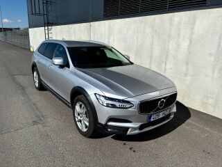 Volvo V90 Cross Country 2.0 140kW
