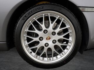 Porsche 911 Carrera Coupe 3.6 235кВ