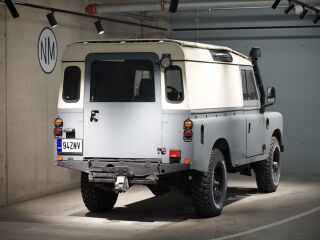 Land Rover Defender Series 3 2.3 44kW