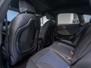 BMW 218 i M-Sportpakett 1.5 103kW