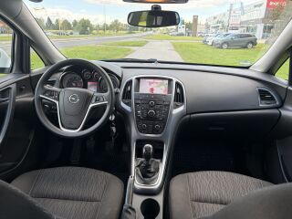 Opel Astra Edition CDTi 1.7 81kW