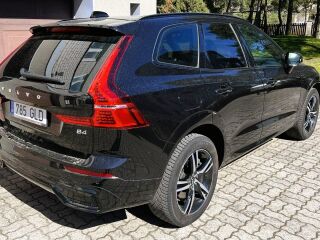 Volvo XC60 R-Design B4 H&K 2.0 145kW