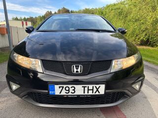 Honda Civic 1.8 i-VTEC 103kW