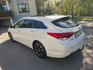 Hyundai i40 1.7 104kW